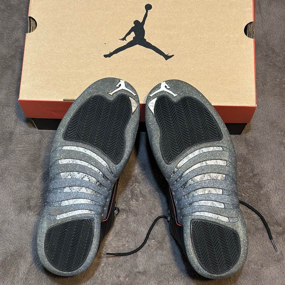 Air Jordan 12 Retro “Utility Grind” Size - 10.5 - Picture 7 of 14